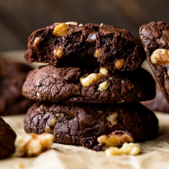 Brownie Walnut Chunk Cookies - Recipe photo by sallysbakingaddiction