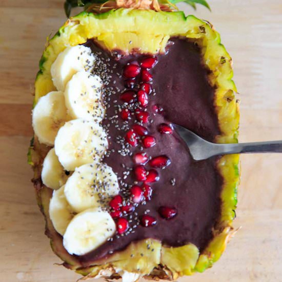 Pineapple Acai Smoothie Bowl - Recipe photo by trialandeater