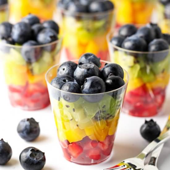 rainbow fruit cups - Recipe photo by passthechallah
