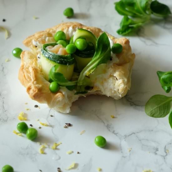 Puff pastry tart with green weggie - Recipe photo by zpamietnikapiekarnika