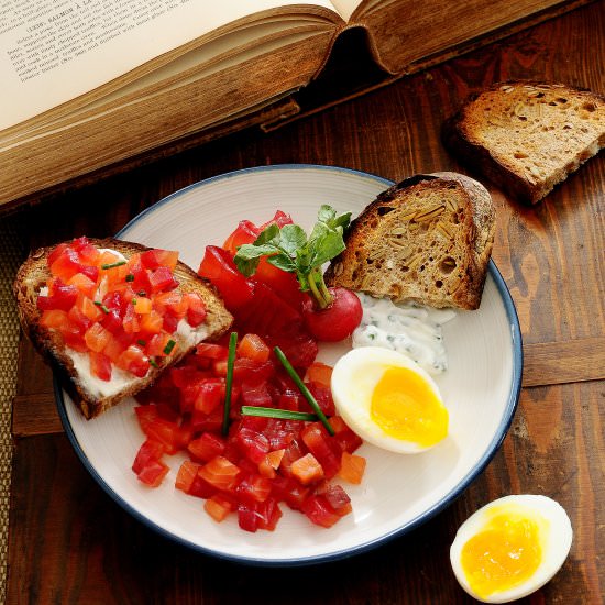 Beet Cured Salmon with Soft Boiled Egg - Recipe photo by Norberts Kitchen