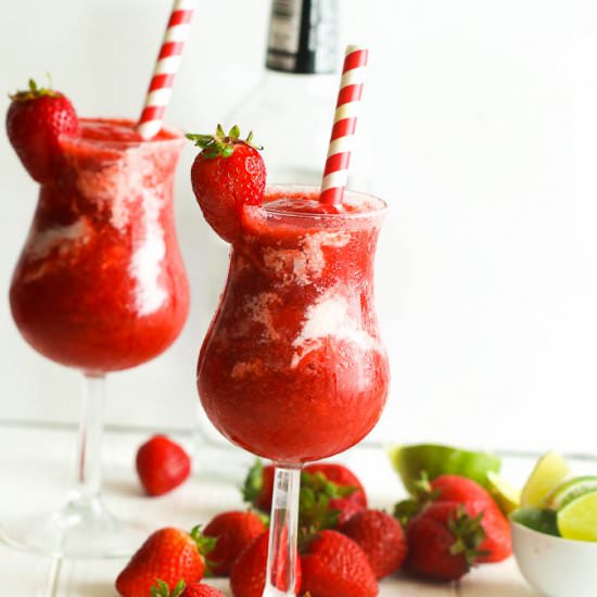 Strawberry Daiquiri - Recipe photo by Immaculatebites