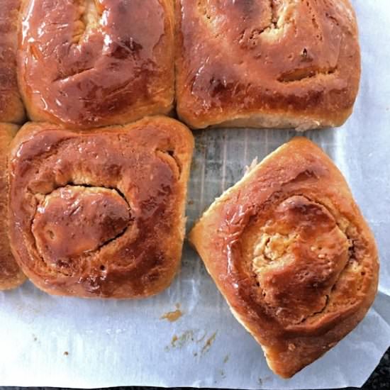 Honey Buns - Recipe photo by Cuisine Fiend