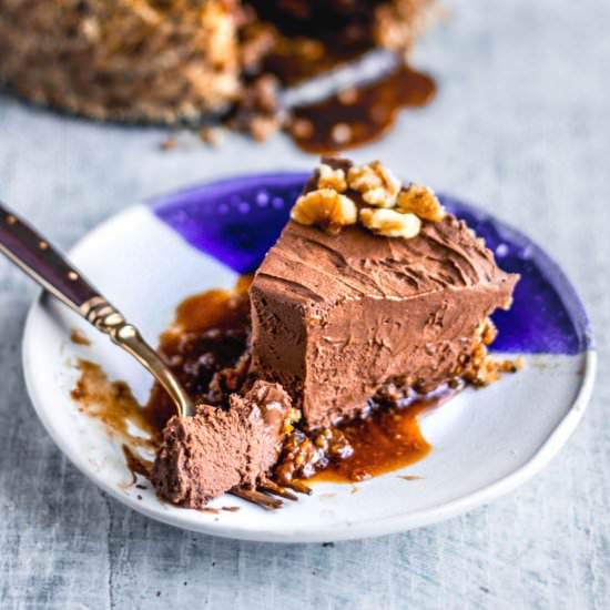 Vegan Caramel Chocolate Mousse Pie - Recipe photo by myvibrantkitchen
