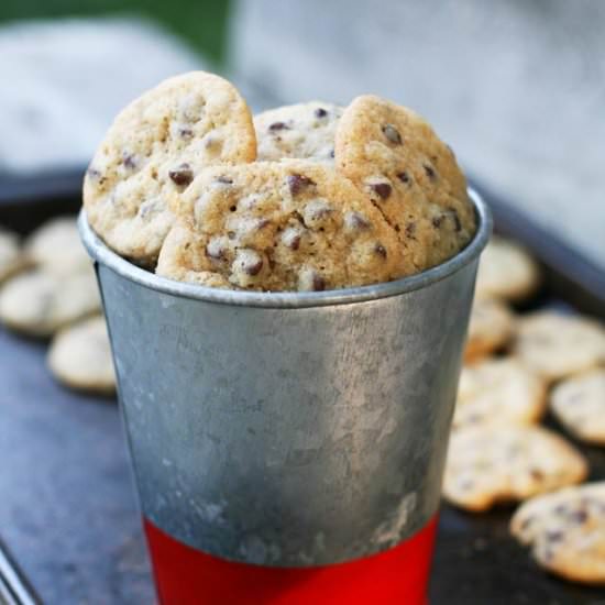 Mini Chocolate Chip Cookies - Recipe photo by cheap-recipe-blog