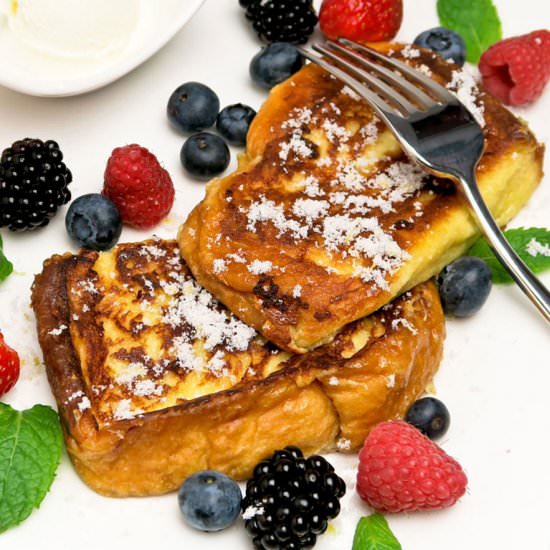 French toast with summer fruits - Recipe photo by Culinaire bagage