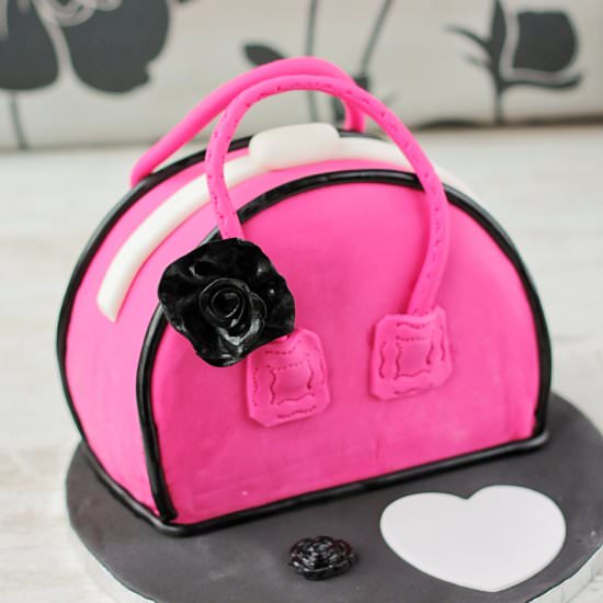 Handbag Cake Tutorial - Recipe photo by GoodFoodShared