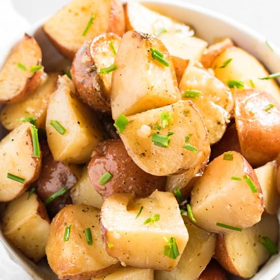 Crockpot Garlic Ranch Potatoes - Recipe photo by TheSaltyMarshmallow