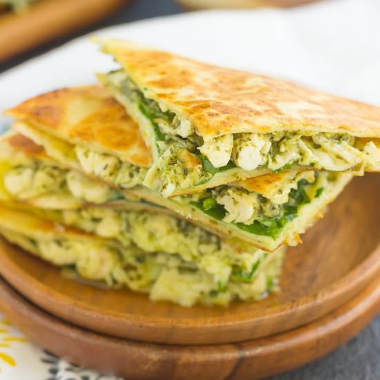 Chicken Spinach Pesto Quesadillas - Recipe photo by pumpkinnspice