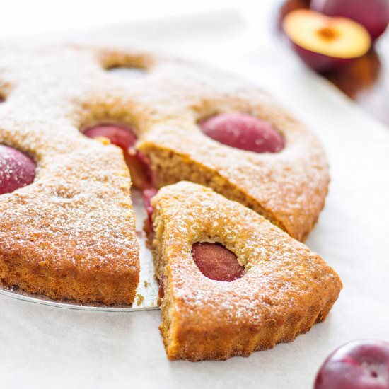homemade plum tart - Recipe photo by Happy Foods Tube