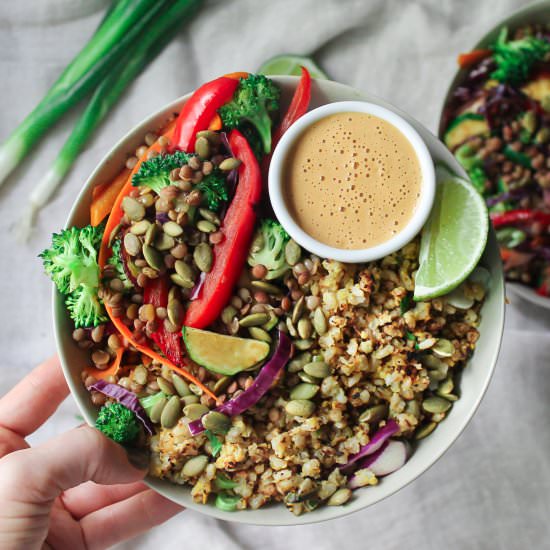 Lentil Bowl with Spicy Cashew Sauce - Recipe photo by cleaneatinggoddess