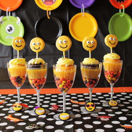 Halloween Emoji Cupcake Dessert - Recipe photo by spotofteadesigns