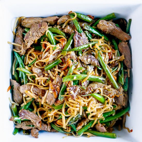 30 Minute Gluten-Free Beef Lo Mein - Recipe photo by MunchkinTime