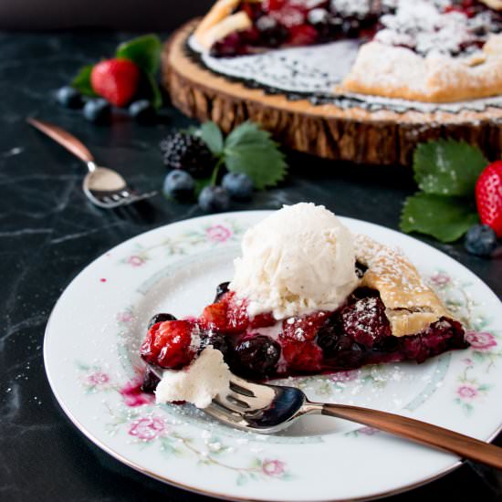 Easy Fruit Galette - Recipe photo by littlesweetbaker