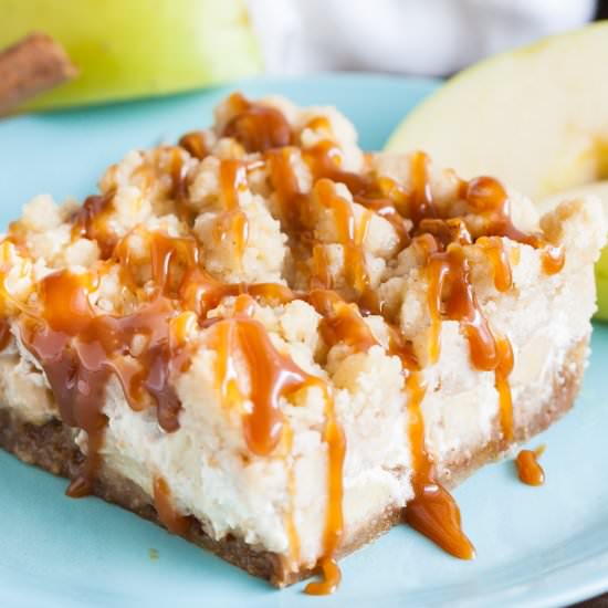 Caramel Apple Cheesecake Bars - Recipe photo by platedcravings