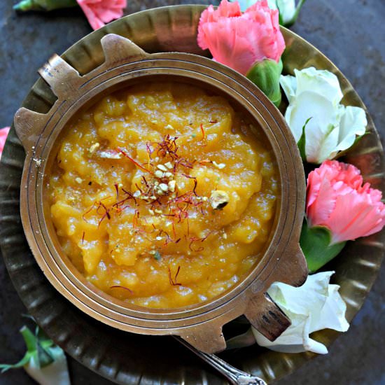 Aval Kesari/Beaten Rice Pudding - Recipe photo by Cookilicious