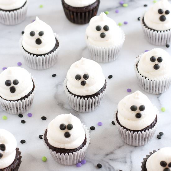 Mini Ghost Cupcakes - Recipe photo by sarahsbakestudio