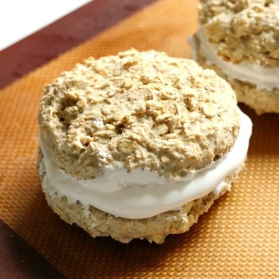 GF/Vegan/AF/SF Oatmeal Cream Pies - Recipe photo by strengthandsunshine