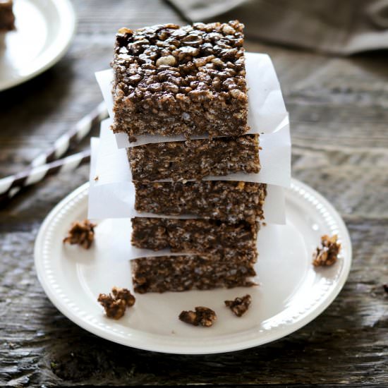 Chocolate Peanut Butter Crunch Bars - Recipe photo by Vegan Huggs