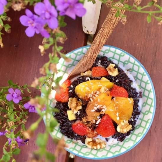 Black Rice Breakfast Bowl - Recipe photo by HookedOnPlants