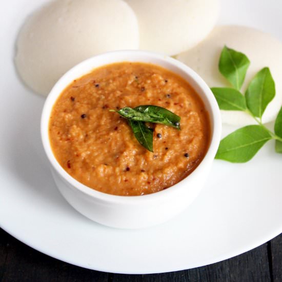 onion chutney / vengaya chutney - Recipe photo by blogexplore