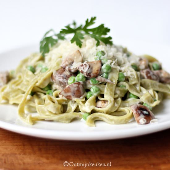 Vegetarian Pasta with Mushrooms - Recipe photo by Out mijn Keuken