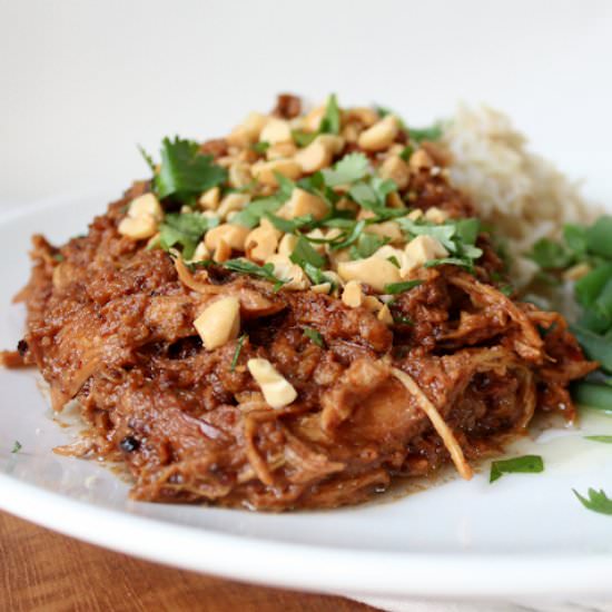 Slow cooker chicken in peanut sauce - Recipe photo by Out mijn Keuken
