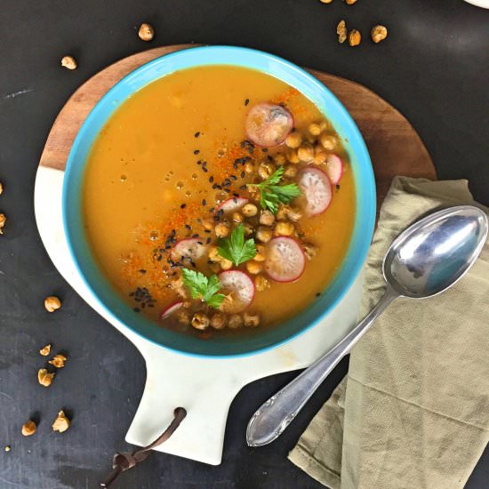 Vegan sweet potato and fennel soup - Recipe photo by Rebelliouskitchen