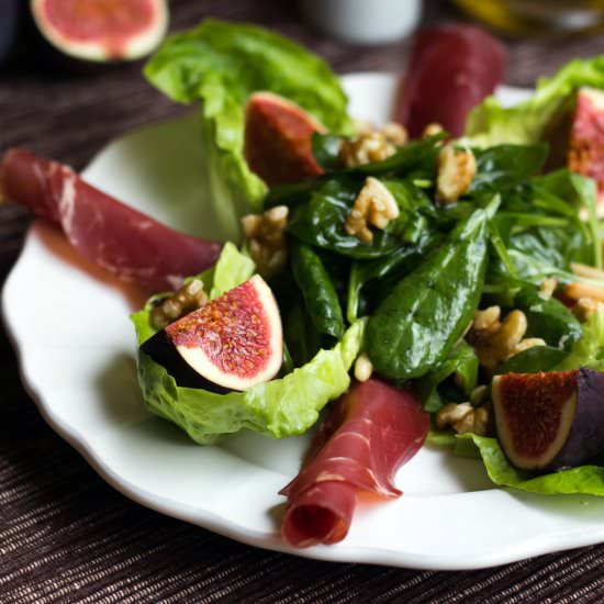 Fig salad with pastırma - Recipe photo by insaneinthekitchen
