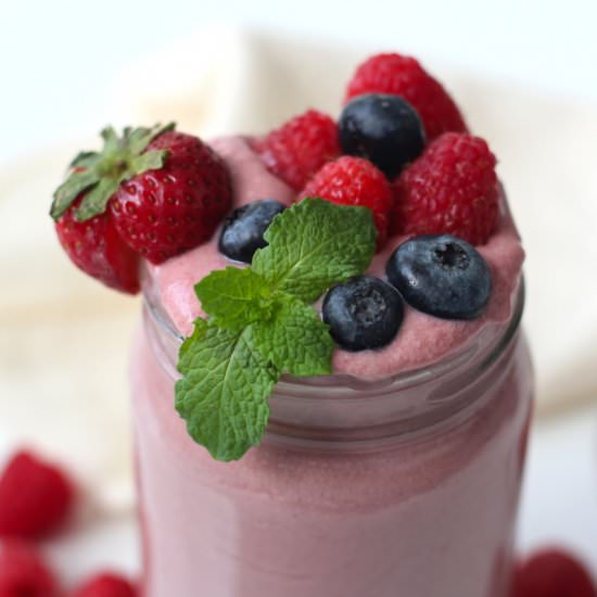 Raspberry Smoothie - Recipe photo by 50shadesofavocado