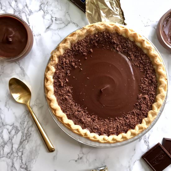 Chocolate Pudding Pie - Recipe photo by anunblurredlady