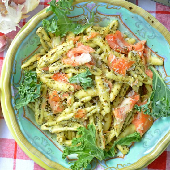 Kale & Smoked Salmon Pasta - Recipe photo by Mummys FastandEasy