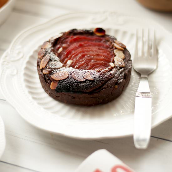 Chocolate Frangipane Tart with Pear - Recipe photo by foodcow
