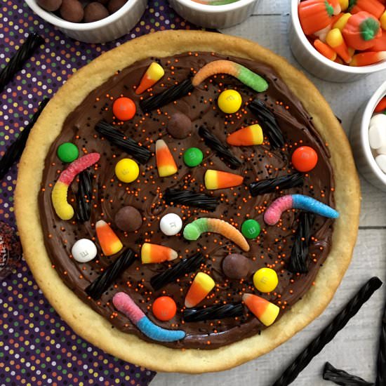 Candy Pizza Cookie - Recipe photo by FrugalCouponLiving