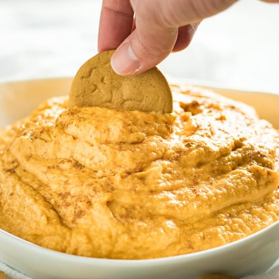 Pumpkin Cheesecake Dip - Recipe photo by TheSaltyMarshmallow