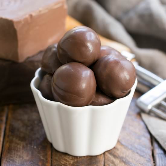 Chocolate Frangelico Truffles - Recipe photo by thatskinnychickcanbake