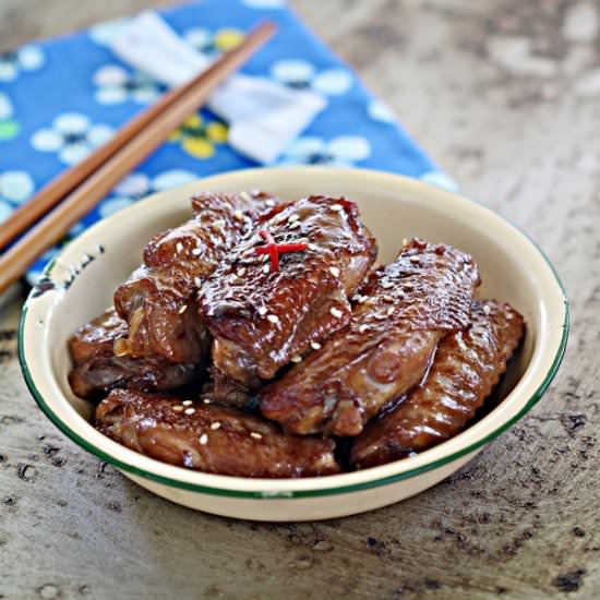 Pan Fried Chicken Wings with Oyster - Recipe photo by Anncoo