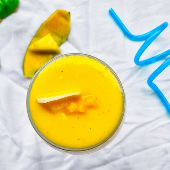 3 Ingredients Tropical Smoothie - Recipe photo by Lathiya