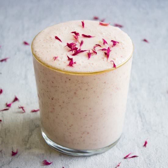 white peach smoothie - Recipe photo by aline_made