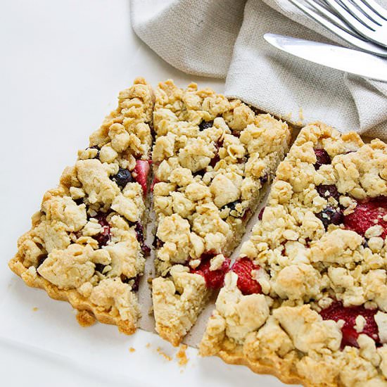 Blueberry Strawberry Butter Bars - Recipe photo by MunatyCooking