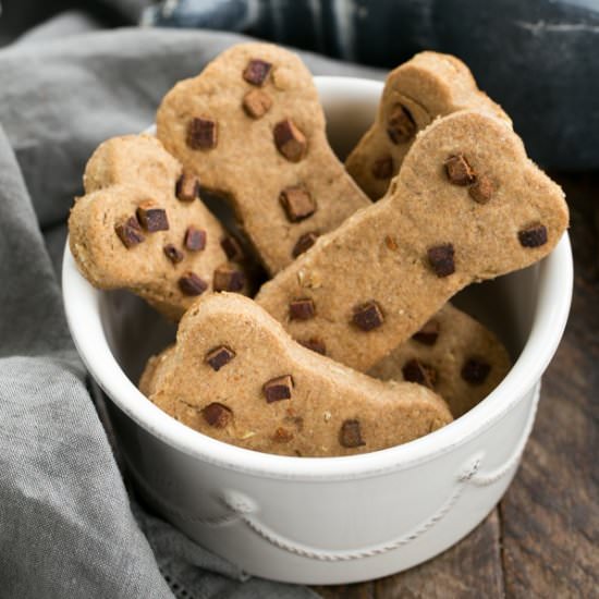 Homemade Peanut Butter Dog Treats - Recipe photo by thatskinnychickcanbake