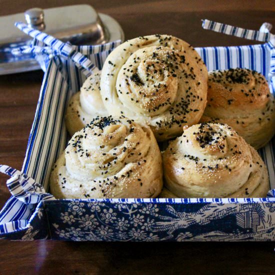 Onion Poppy Seed Challah Rolls - Recipe photo by JayofBaking