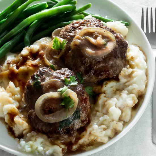 Salisbury Steak with Onion Gravy - Recipe photo by Whiskitrealgud