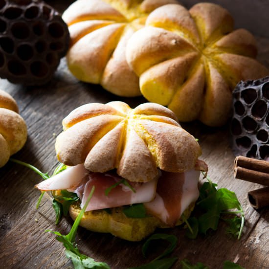 Pumpkin Bread Rolls - Recipe photo by Inside the rustic kitchen