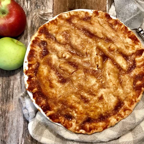 Classic Homemade Apple Pie - Recipe photo by AHintofWine