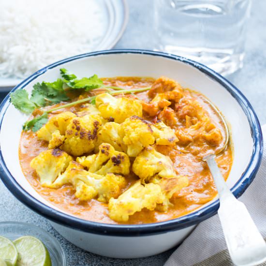 Cauliflower Coconut Curry - Recipe photo by Theflavoursofkitchen