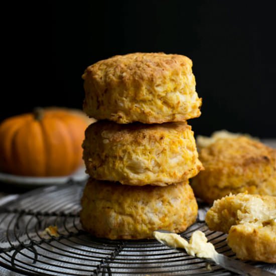 Pumpkin scones with cheese - Recipe photo by AnnaBanana