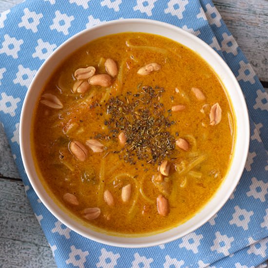 Pumpkin noodle soup - Recipe photo by karlijn2