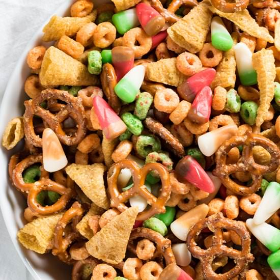 Apple Pie Fall Snack Mix - Recipe photo by TheSaltyMarshmallow
