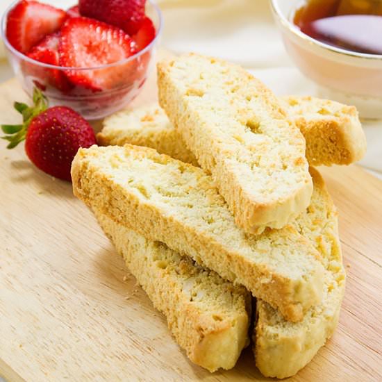 Almond Biscotti Cookies - Recipe photo by MunatyCooking